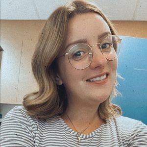 Meet your Posher, Kelly